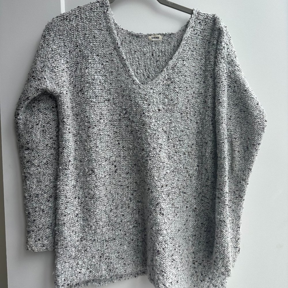 Garage V-Neck Gray Specked Sweater